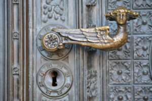 How to Choose a Reliable Locksmith